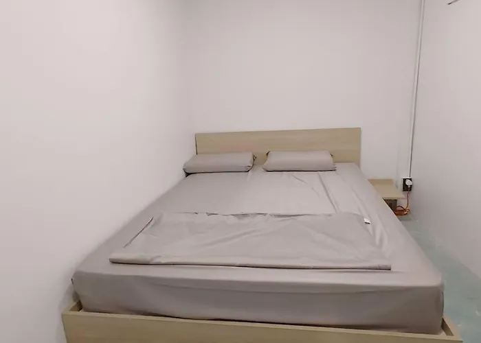 辉煌夜市 4房泳池花园别墅 订4日提供免费接机一次 * Bangkok