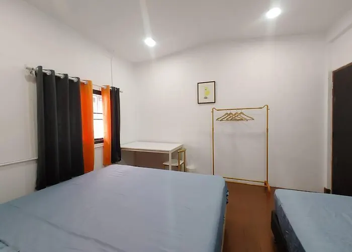 Holiday home 辉煌夜市 4房泳池花园别墅 订4日提供免费接机一次 Bangkok